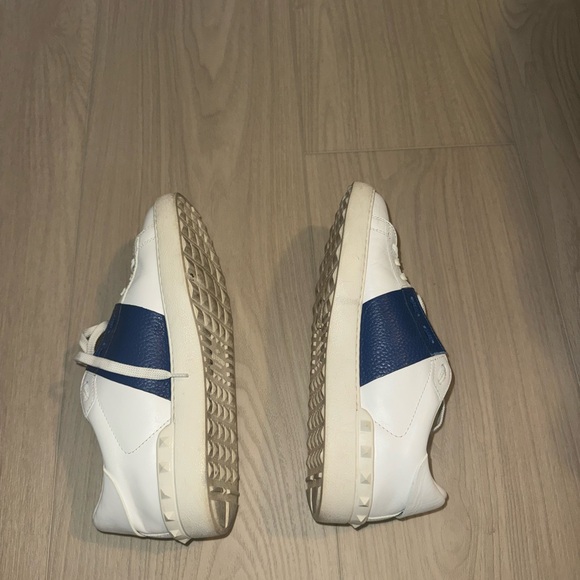 Valentino Garavani Calfskin Open Sneakers White/Navy Leather - Picture 11 of 12